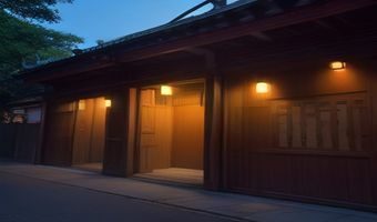 家庭宽带路由器指示灯闪烁，网络连接不稳定时的设备状态，暖黄色环境光